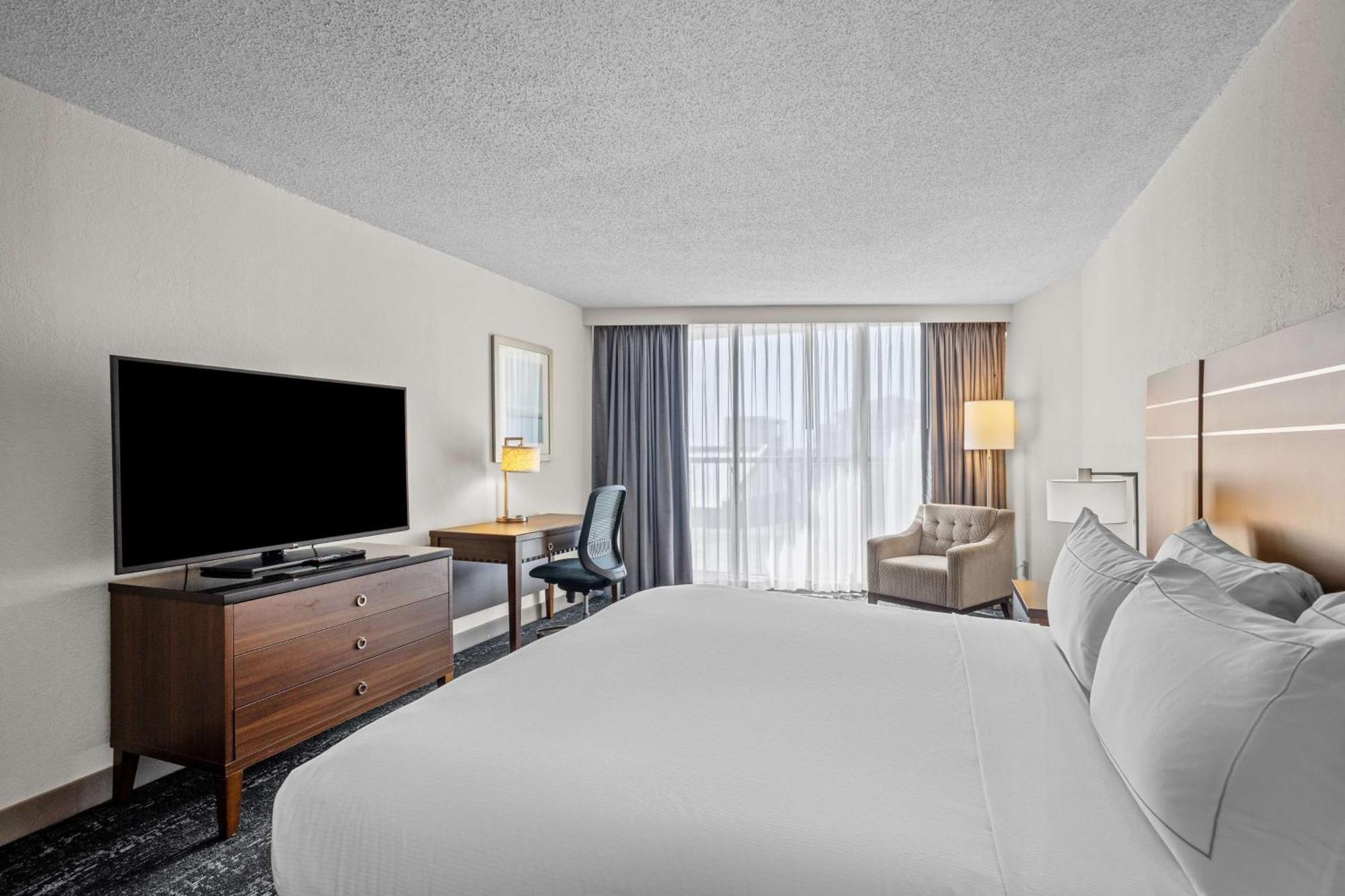 Doubletree By Hilton Atlantic Beach Oceanfront Екстер'єр фото